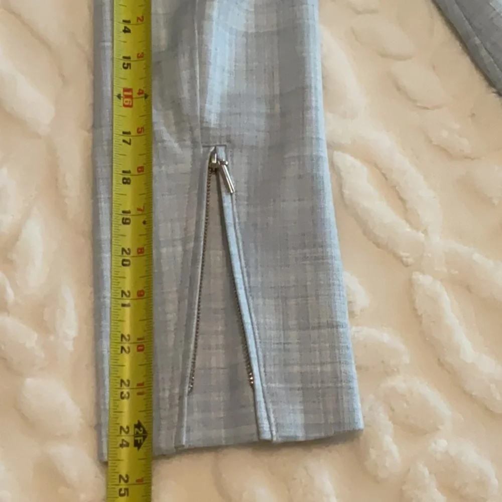 White House Black Market Light Gray Blazer - Picture 8 of 11